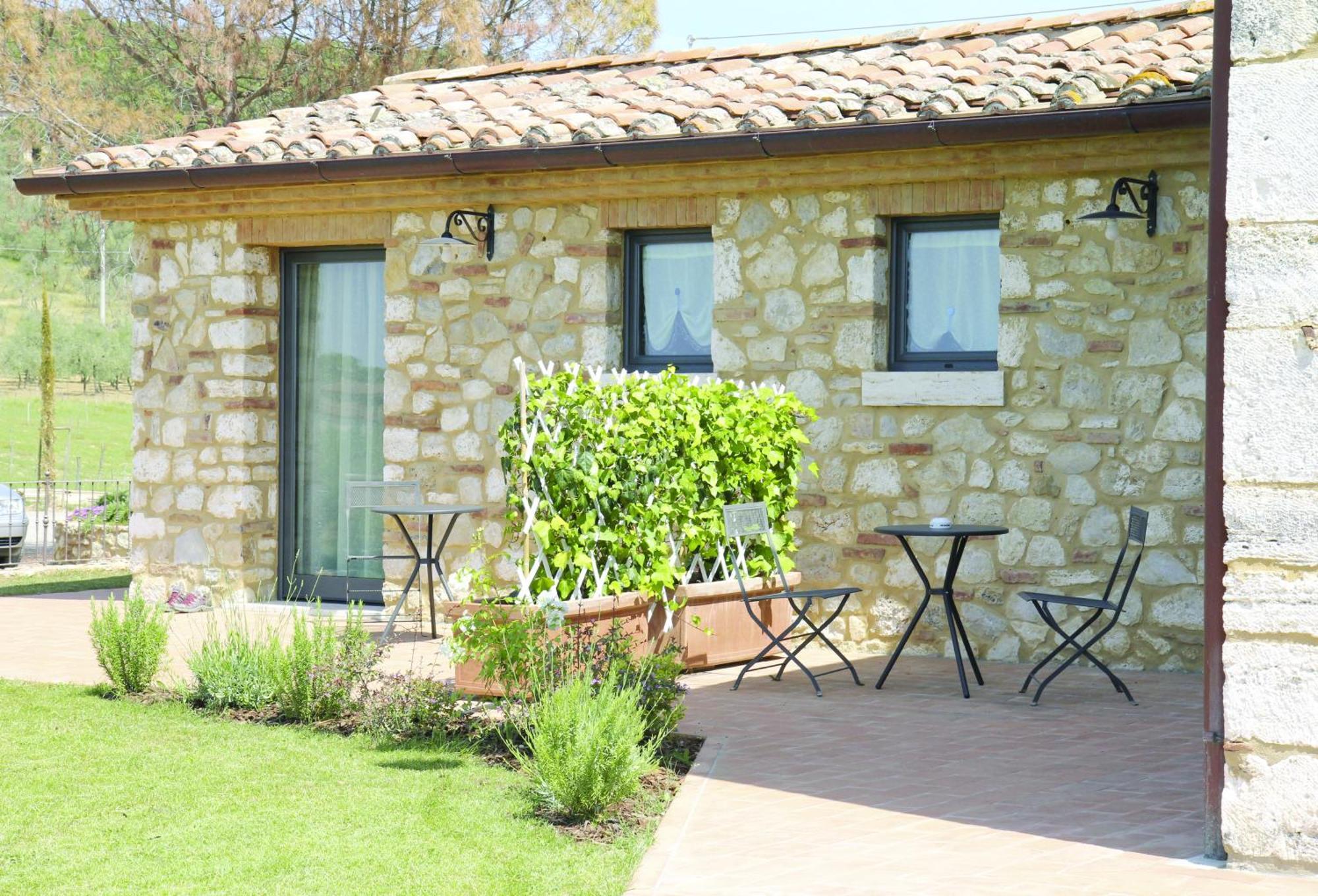 Agriturismo San Lorenzo Serre Di Rapolano Zimmer foto